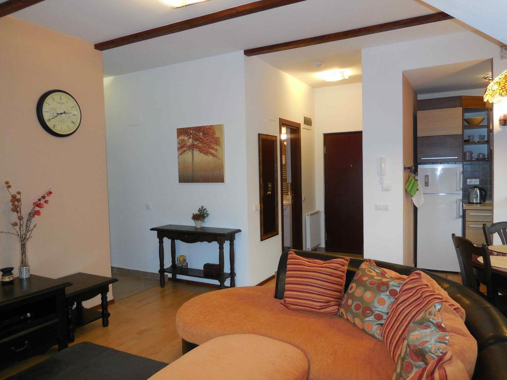 Relaxing Balcony Apartment Sinaia Exterior photo